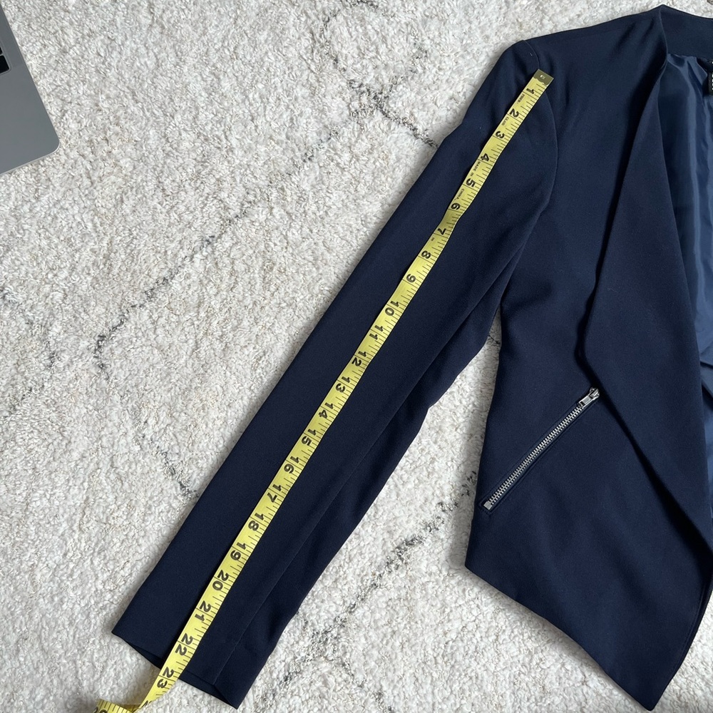 H&M DIVIDED Blazer (Size 2) - Picture 8 of 8
